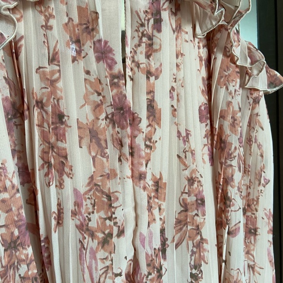 Gently Used Lauren Conrad Top - Picture 3 of 5